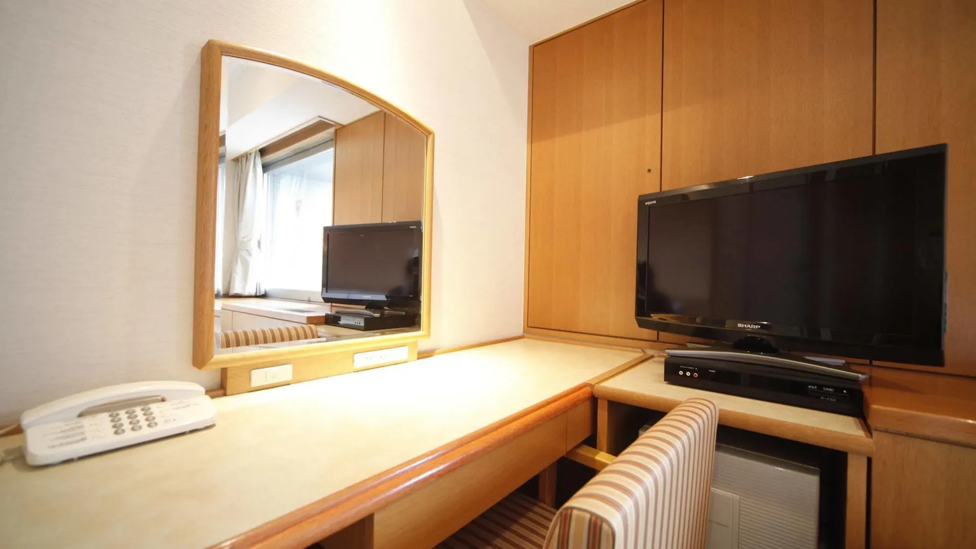 Vessel Inn Ueno Iriya Station Tokyo 3*,  Japan